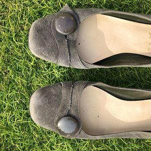 Franco Sarto Gray Suede Button Flats size 9.5
